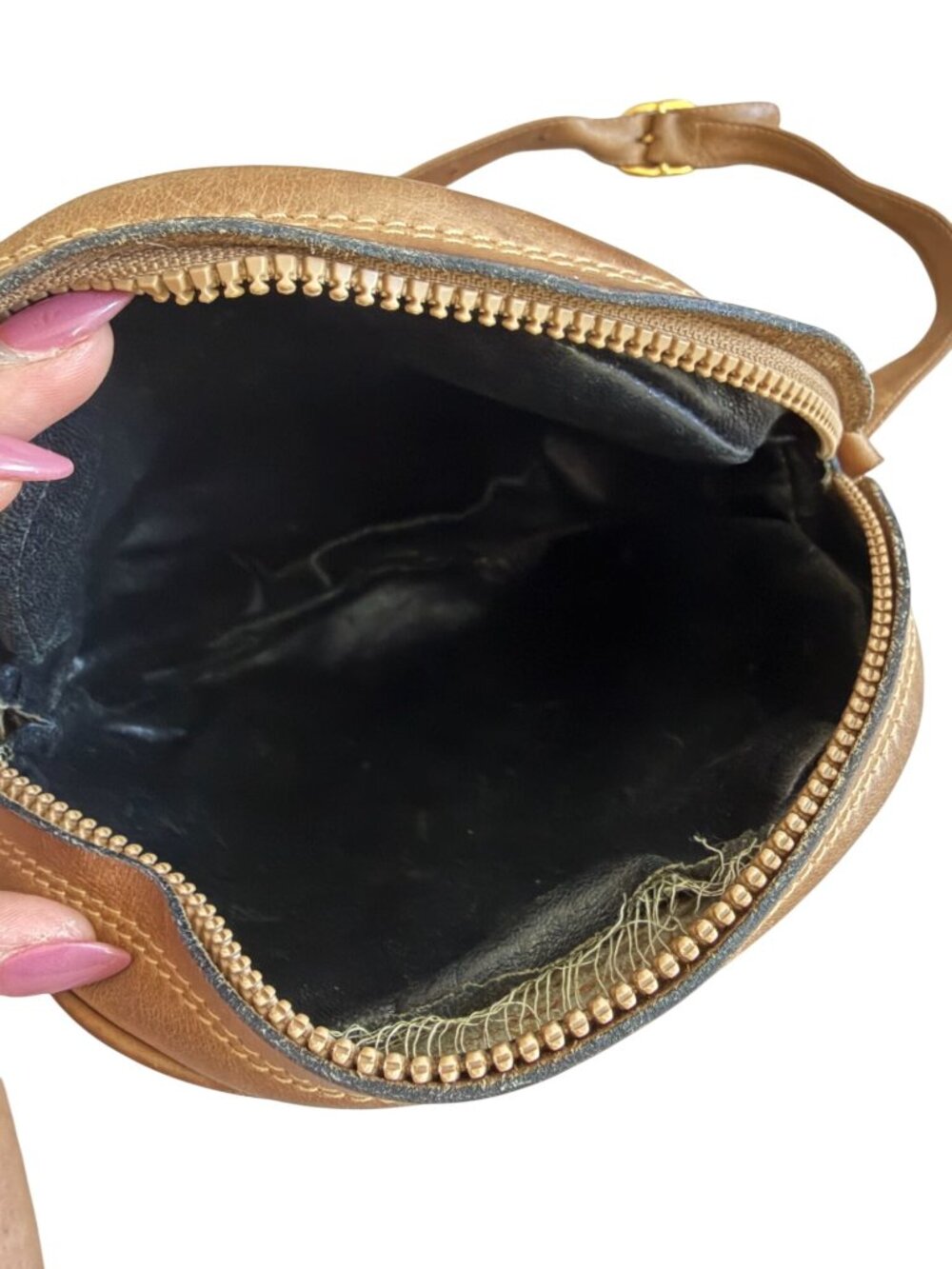 GUCCI Vintage Black Brown Leather Circle Crossbody Bag - Picture 6 of 16